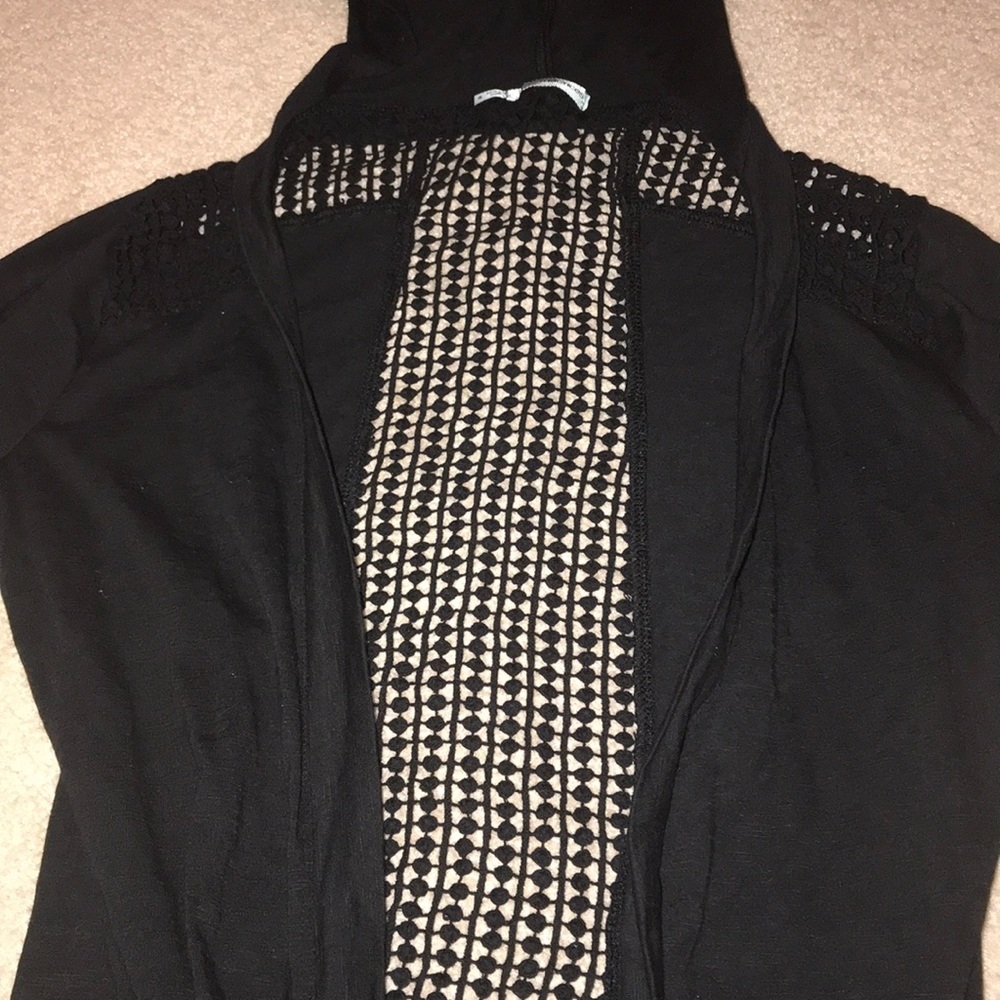 Black layer top - Picture 3 of 3